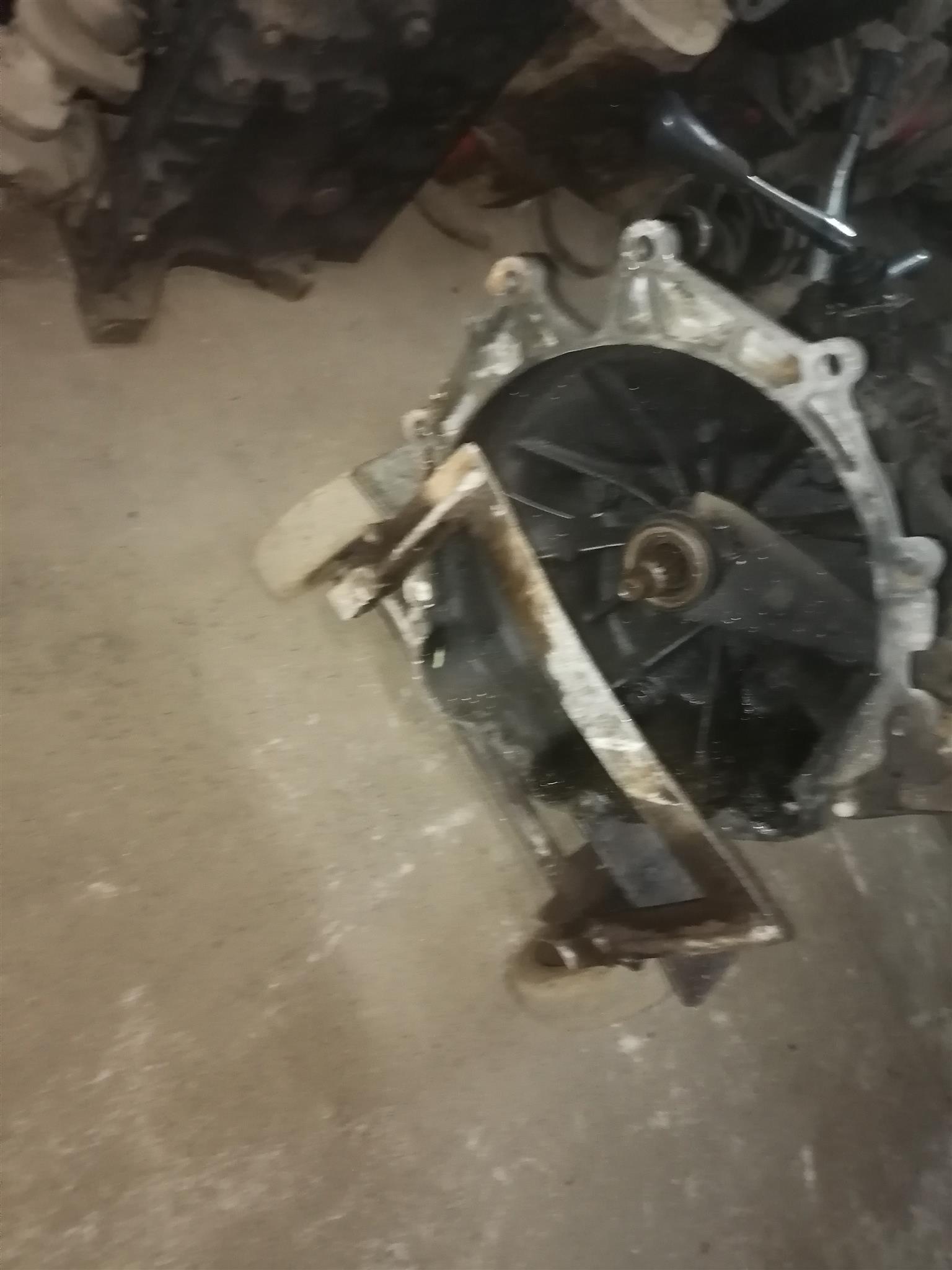 4x4 colt v6 gearbox for sale - Private Seller