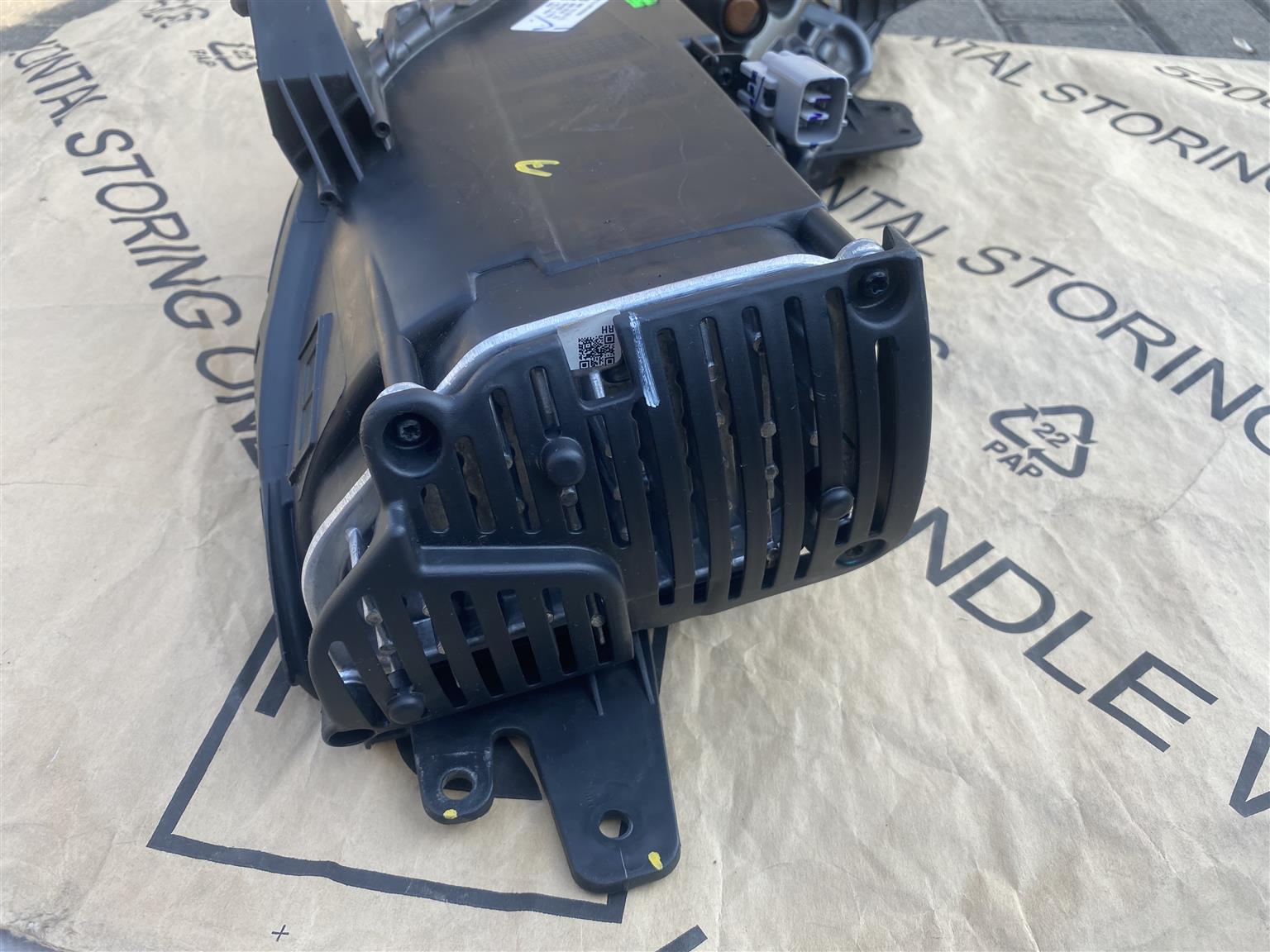 2025 TOYOTA URBAN CRUISER FULL LED HEADLIGHT RIGHT SIDE FOR SALE