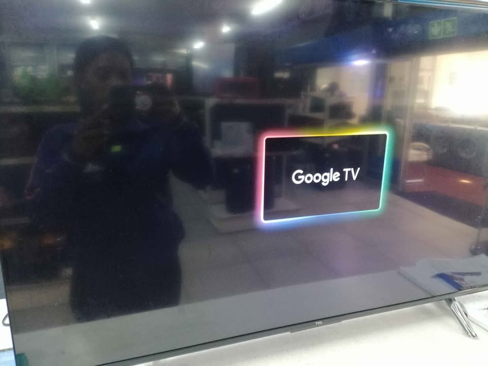 TCL 43" SMART TV