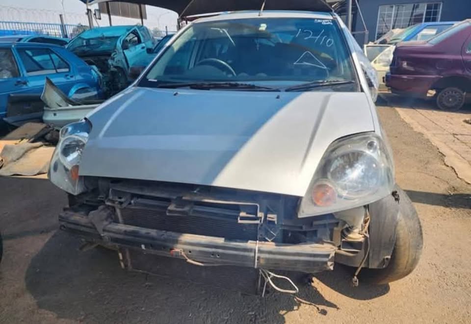 2007 Ford Fiesta MK5 1.4i NOW STRIPPING FOR SPARE PARTS