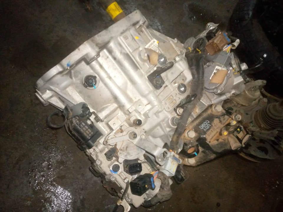 Hyundai Venue automatic gear box transmission - Private Seller