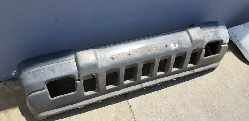 Jeep Grand Cherokee bumper 2003-2004 - Private Seller Jeep Grand Cherokee bumper 2003-2004 - Private Seller