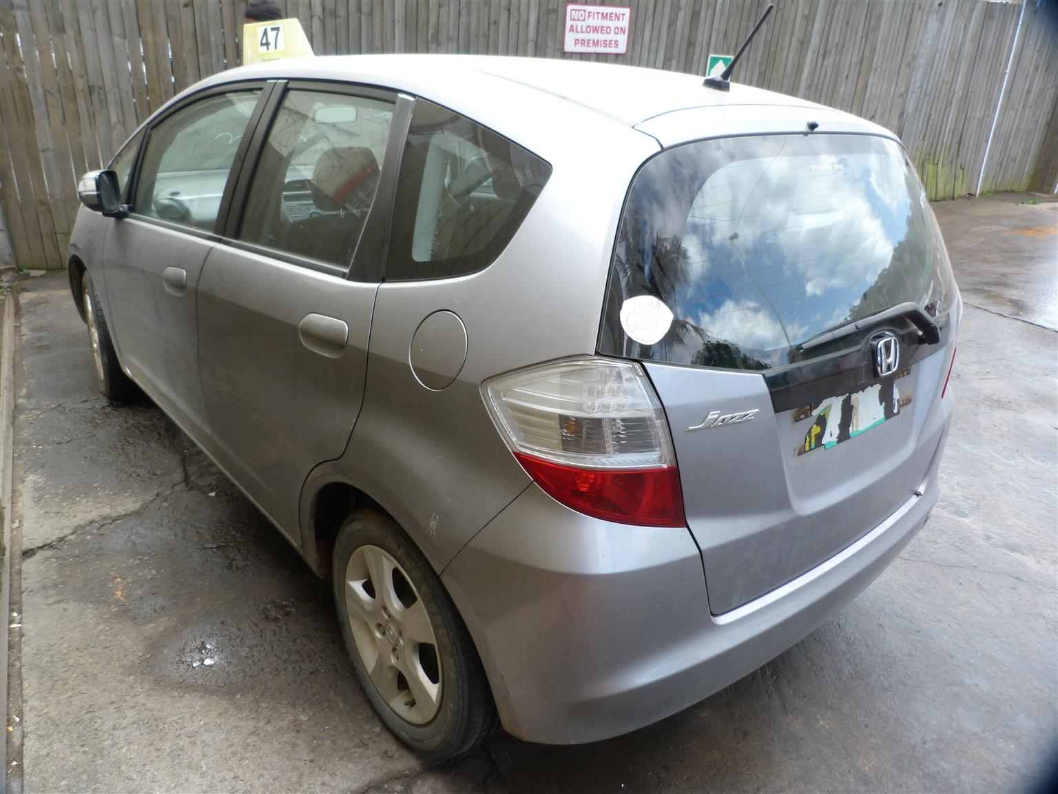 Honda Jazz 1.5 Exclusive Manual - 2009 - Private Seller Honda Jazz 1.5 Exclusive Manual - 2009 - Private Seller