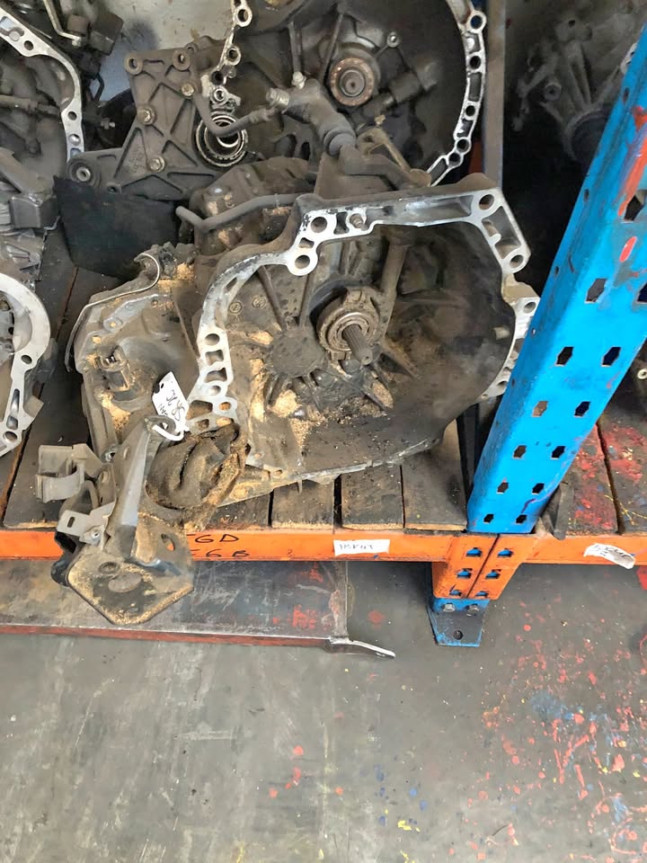 NISSAN SR20 2.0 MANUAL GEARBOX FOR SALE - Private Seller NISSAN SR20 2.0 MANUAL GEARBOX FOR SALE - Private Seller