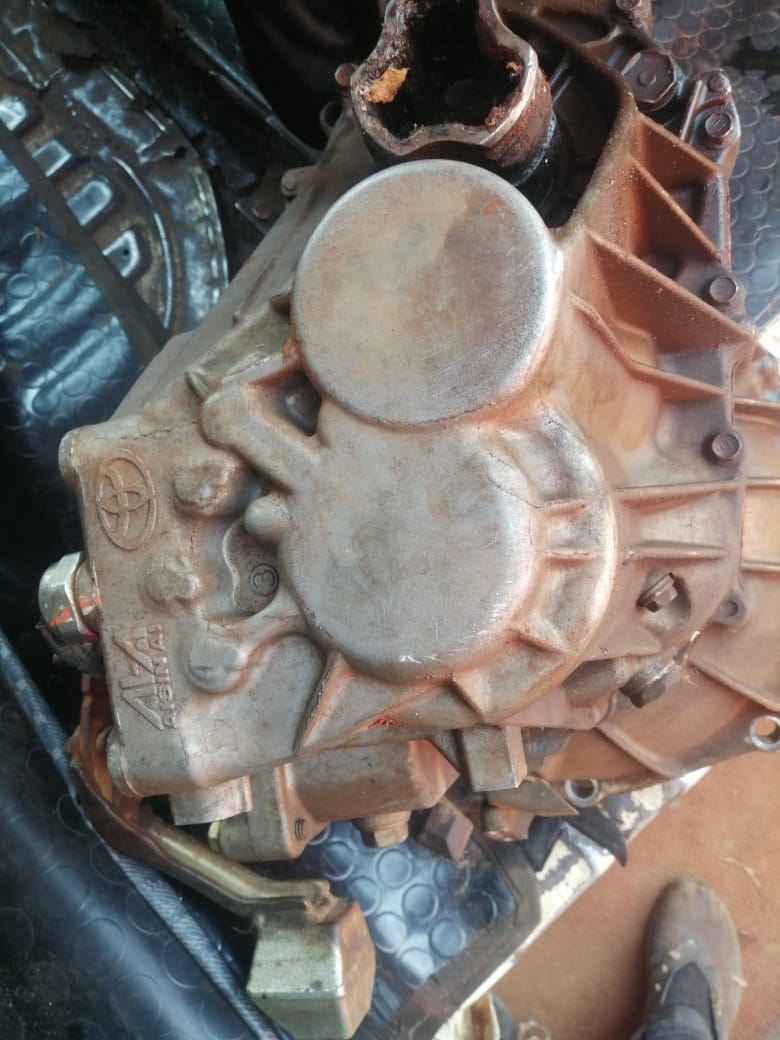 Gearbox for Toyota yaris for sale still fresh - Private Seller Gearbox for Toyota yaris for sale still fresh - Private Seller