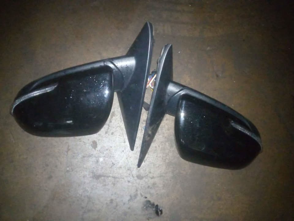 Kia Seltso new shape side mirrors both side - Private Seller Kia Seltso new shape side mirrors both side - Private Seller