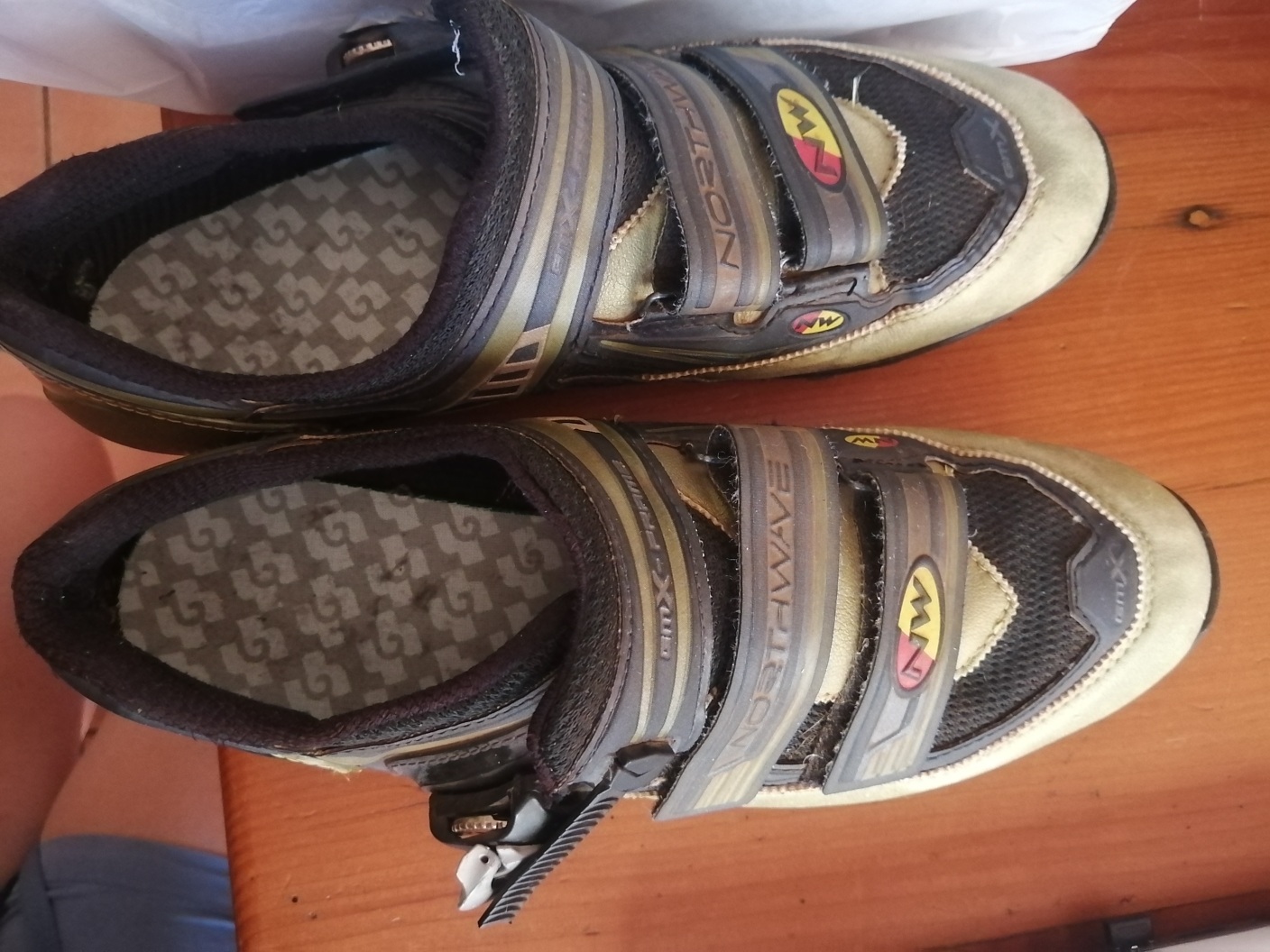 mountain bike cleat shoes