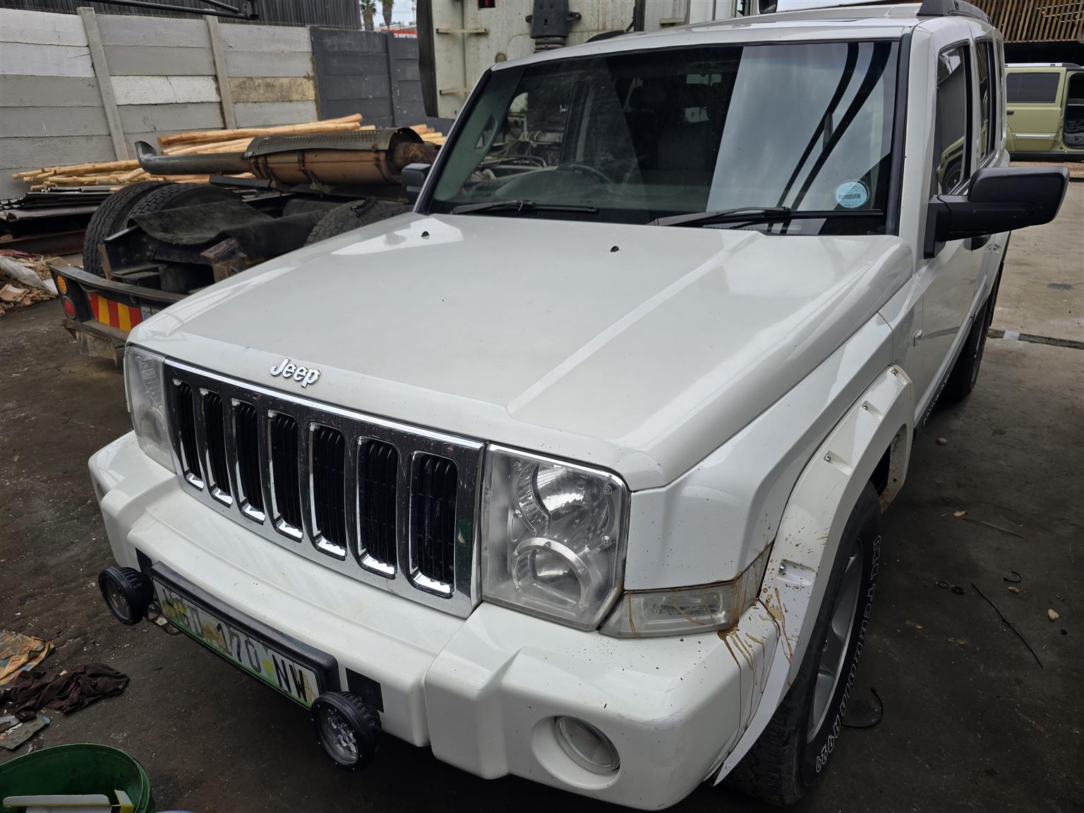 Stripping 2007 Jeep Commander for spares. - Private Seller Stripping 2007 Jeep Commander for spares. - Private Seller