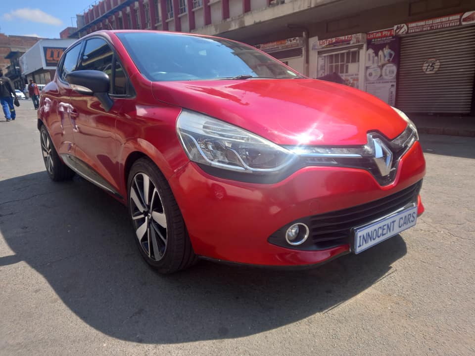 2014 RENAULT CLIO 4 900T PETROL, MANUAL TRANSMISSION, MAROON COLOUR