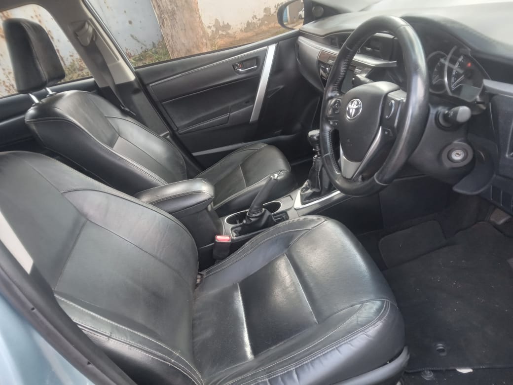 Used 2017 Toyota Corolla 1.4D-4D Prestige - Private Seller Used 2017 Toyota Corolla 1.4D-4D Prestige - Private Seller