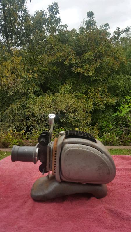 1950 noris plank slide projector.