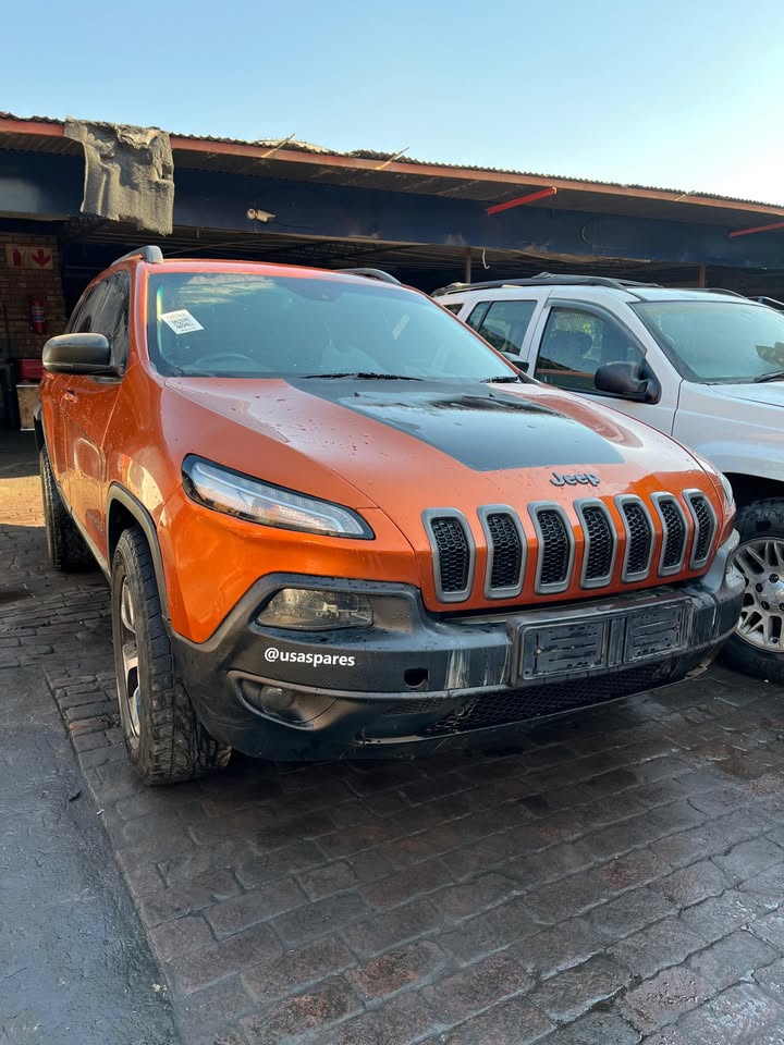2014 Jeep Cherokee KL Used Engine Parts For Sale - Private Seller 2014 Jeep Cherokee KL Used Engine Parts For Sale - Private Seller