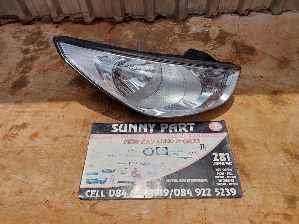 Hyundai ix35 Headlight - Private Seller Hyundai ix35 Headlight - Private Seller