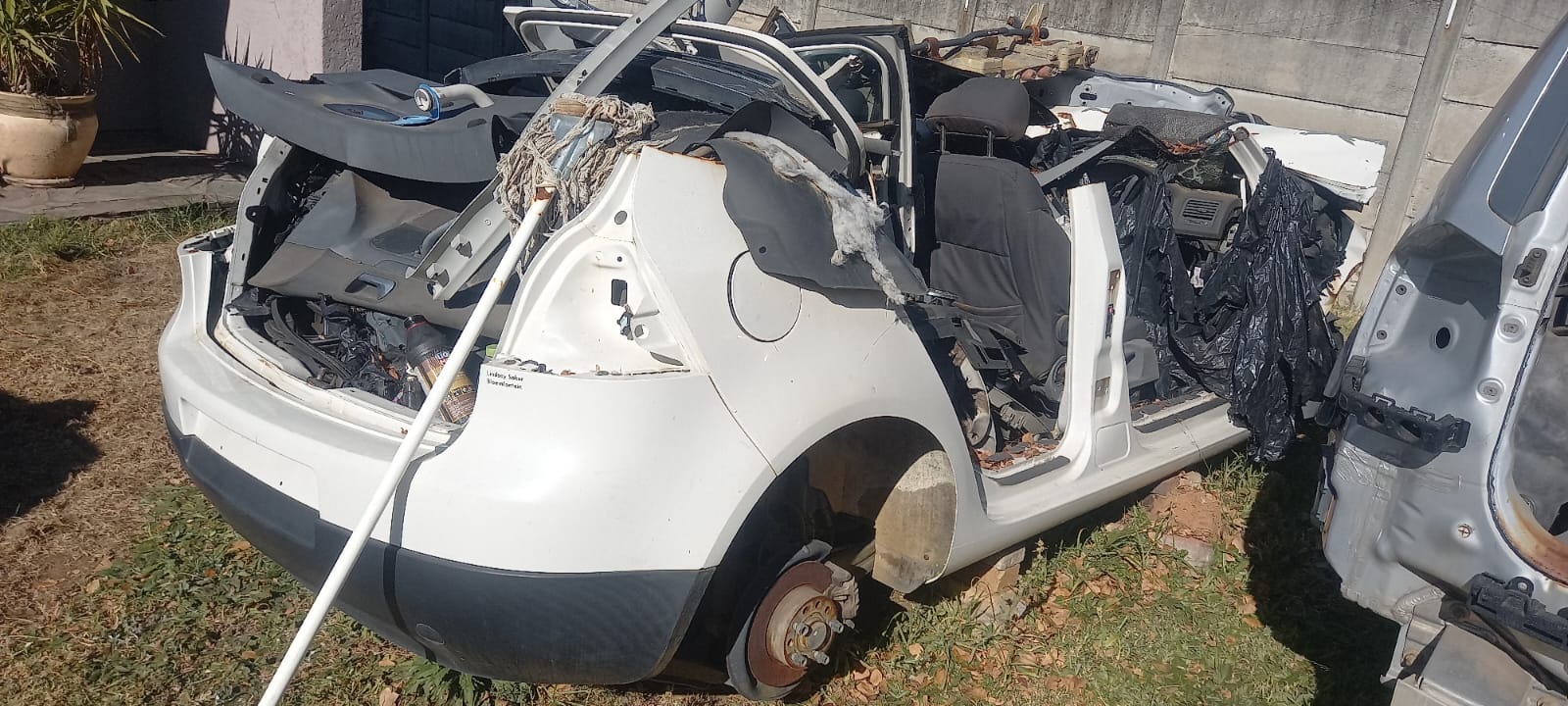 GOLF 5 SPARES