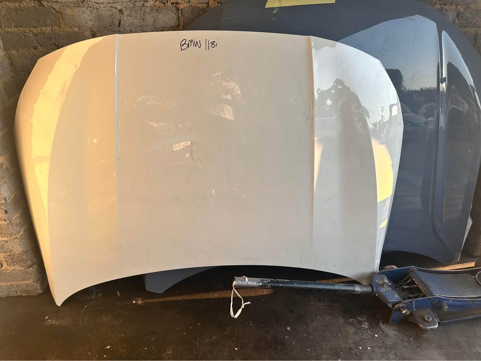 2023 BMW 1 Series 118i M Sport Bonnet - Private Seller 2023 BMW 1 Series 118i M Sport Bonnet - Private Seller