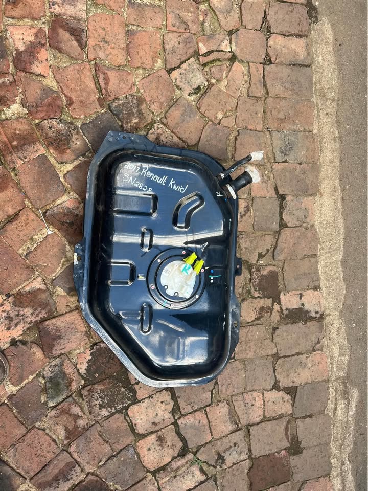 2017 RENAULT KWID FUELTANK FOR SALE - Private Seller 2017 RENAULT KWID FUELTANK FOR SALE - Private Seller