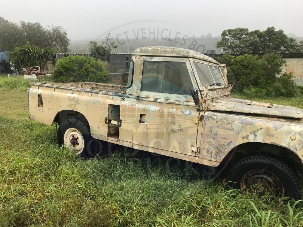 Land Rover Pick Up