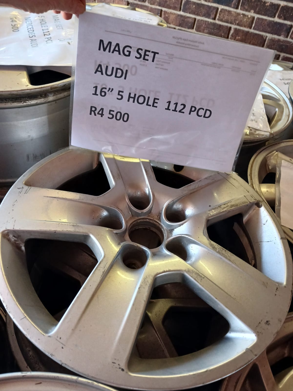 SET MAGS AUDI 1'' 5 HOLE 112 PCD FOR SALE - Private Seller