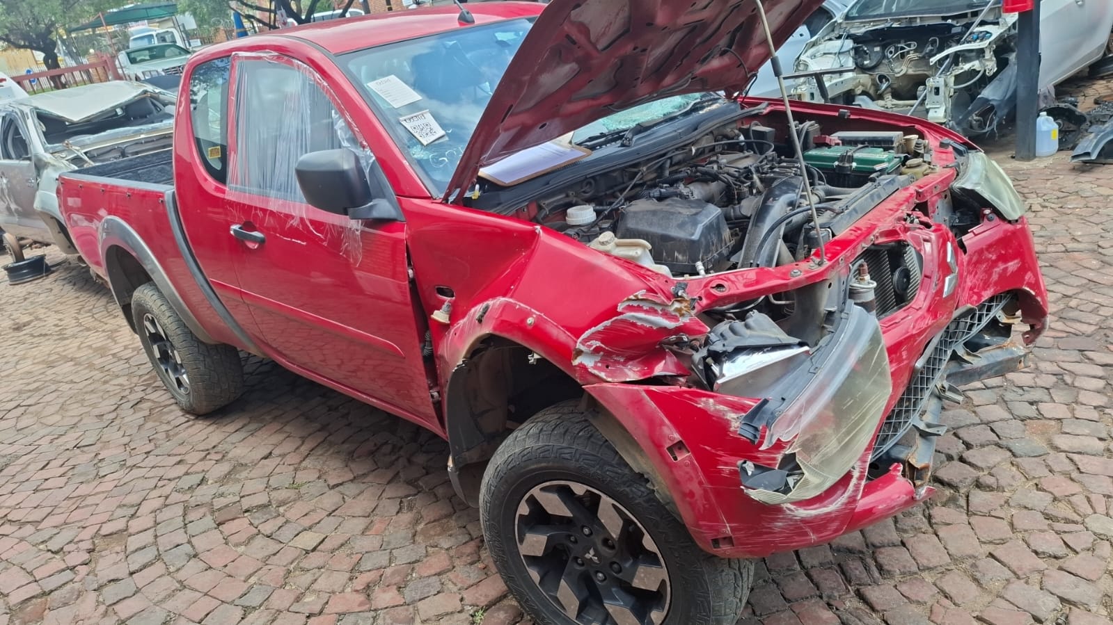 2009 Mitsubishi Triton 3.5 V6 Petrol Manual – Accident Damaged