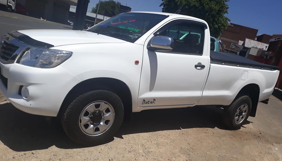 Used Toyota Hilux 2.5D-4D SRX - Private Seller