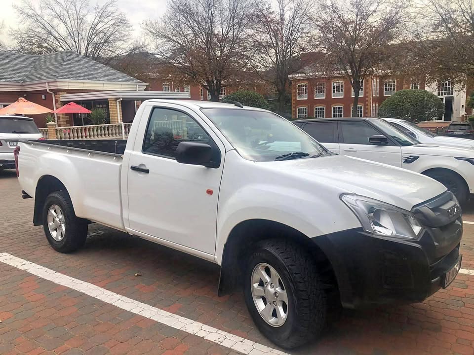 2019 ISUZU  2019 Bakkie for sale