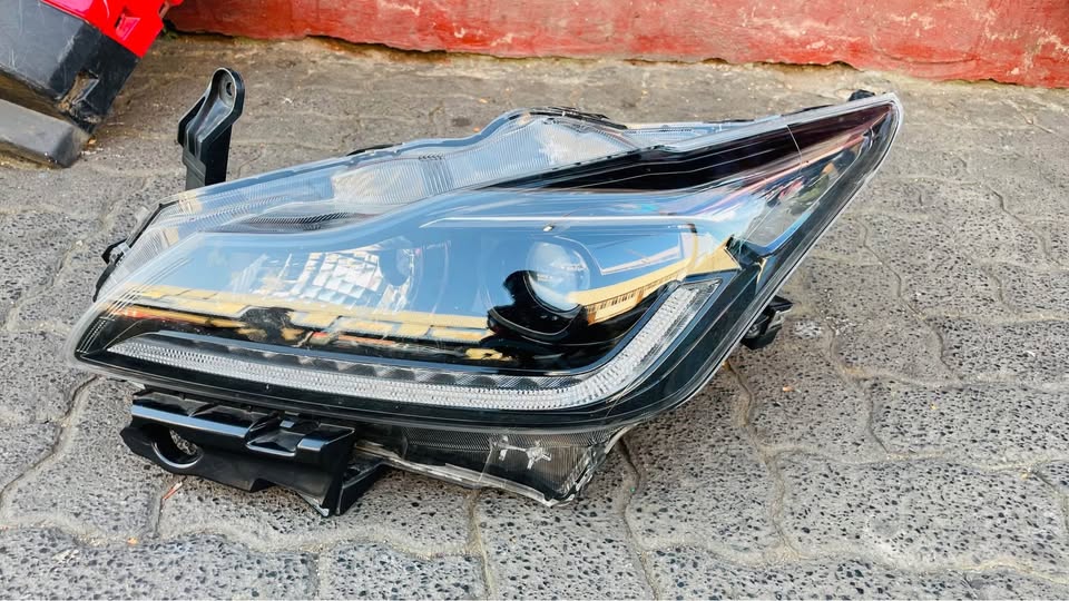 Toyota Starlet left LED Headlight - Private Seller Toyota Starlet left LED Headlight - Private Seller