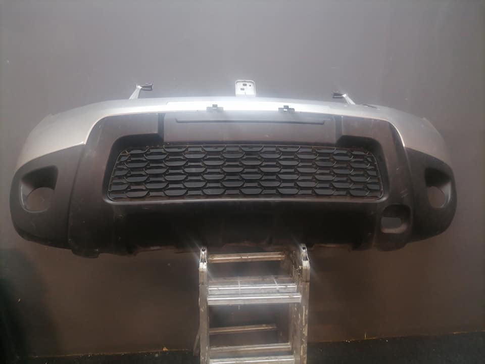 Renault Duster grey and black bumper DM or contact number in the description for assistance. - Private Seller Renault Duster grey and black bumper DM or contact number in the description for assistance. - Private Seller