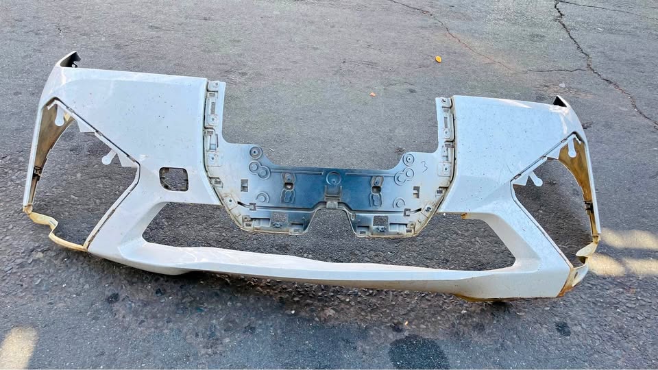BMW IX M SPORT FRONT BUMPER 2020 - Private Seller BMW IX M SPORT FRONT BUMPER 2020 - Private Seller