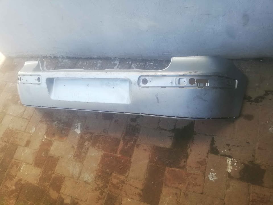 VOLKSWAGEN GOLF 4 REAR BUMPER FOR SALE DELIVERY AVAILABLE COUNTRY WIDE - Private Seller VOLKSWAGEN GOLF 4 REAR BUMPER FOR SALE DELIVERY AVAILABLE COUNTRY WIDE - Private Seller