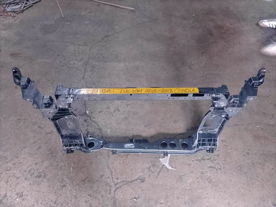 Hyundai Tucson 2015-2018 Cradle - Private Seller Hyundai Tucson 2015-2018 Cradle - Private Seller