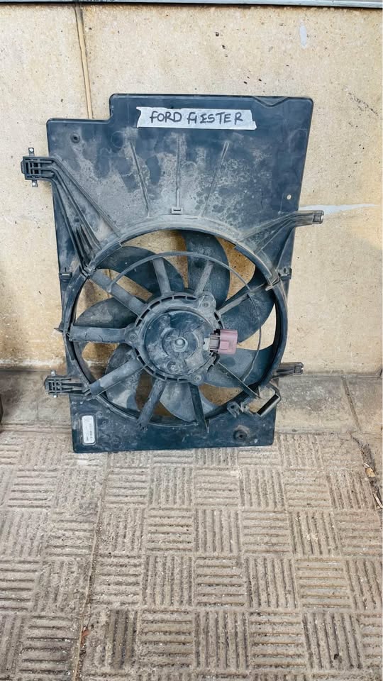 Ford Fiesta fan - Private Seller Ford Fiesta fan - Private Seller