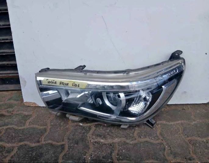 Toyota hallux legend 50 Headlight Lhs for Sale - Private Seller Toyota hallux legend 50 Headlight Lhs for Sale - Private Seller