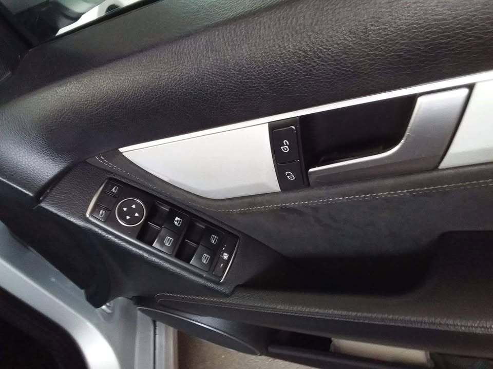 2013 Mercedes Benz C200 C-class automatic 2013