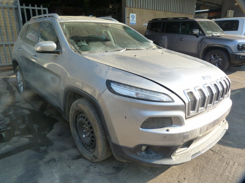 Jeep Cherokee 2.4 Petrol AT Grey - 2014 SPARESBOYZ STRIPPING FOR SPARES - Private Seller