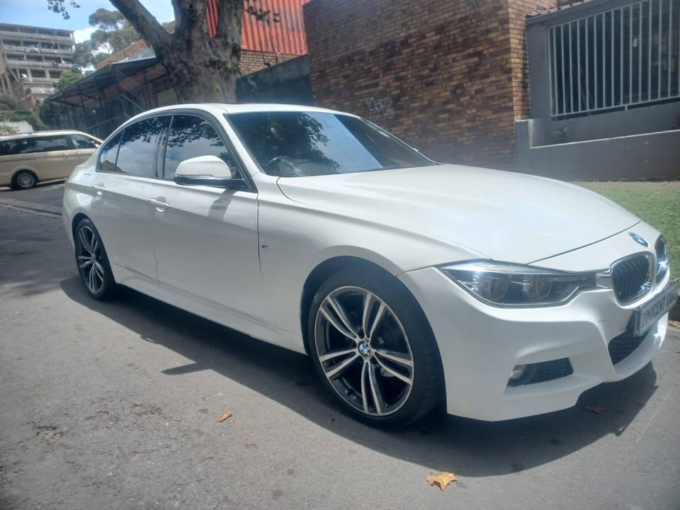 2016 BMW 320i M-SPORT PETROL Automatic, White Color, Mileage 152000kms SUNROOF Leath