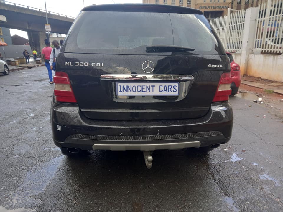 2008 MERCEDES BENZ ML320 CDI DIESEL, AUTOMATIC TRANSMISSION, BLACK COLOUR, 110000KM