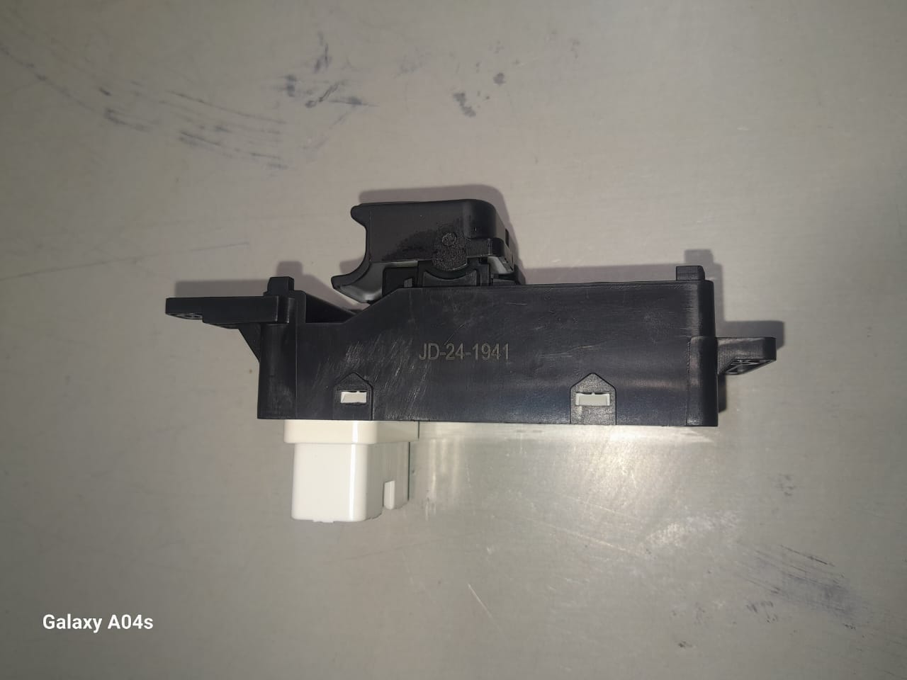 HYUNDAI I20 WINDOW CONTROL SWITCH 2 BUTTON FOR SALE - Private Seller