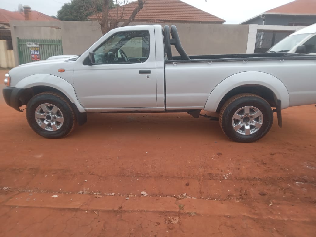 Used 2020 Nissan NP300 Hardbody 2.5TDi S - Private Seller Used 2020 Nissan NP300 Hardbody 2.5TDi S - Private Seller