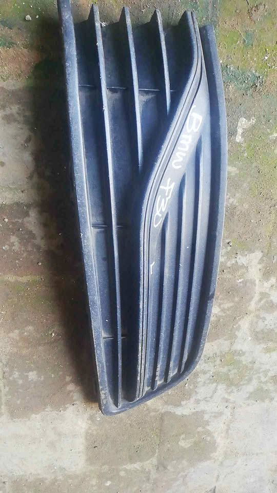 BMW F30 LEFT FOG LIGHT COVER FOR SALE °¬° DELIVERY AVAILABLE COUNTRY WIDE °¬° - Private Seller BMW F30 LEFT FOG LIGHT COVER FOR SALE °¬° DELIVERY AVAILABLE COUNTRY WIDE °¬° - Private Seller