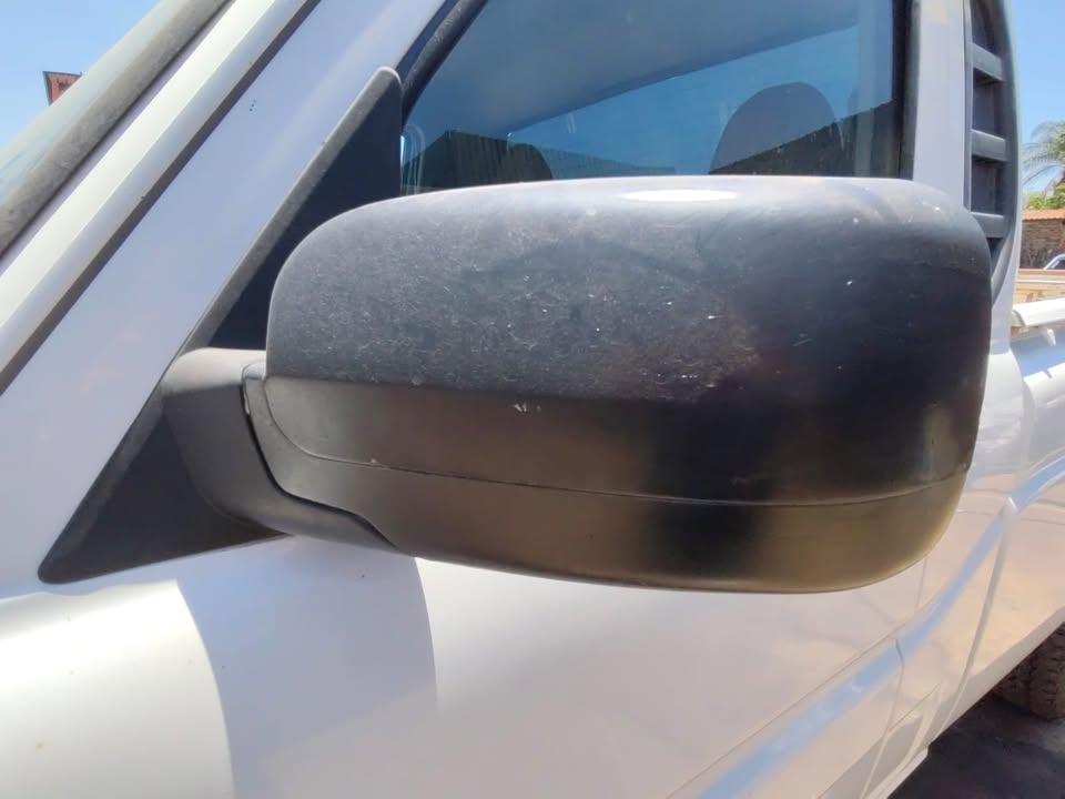 2017 Mahindra Mhawk Scorpio door mirrors for sale - Private Seller