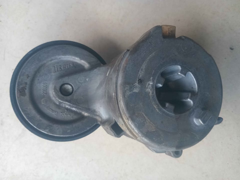 Accessory Belt Tensioner (3.0T 3.2L) Porsche and Audi - Private Seller