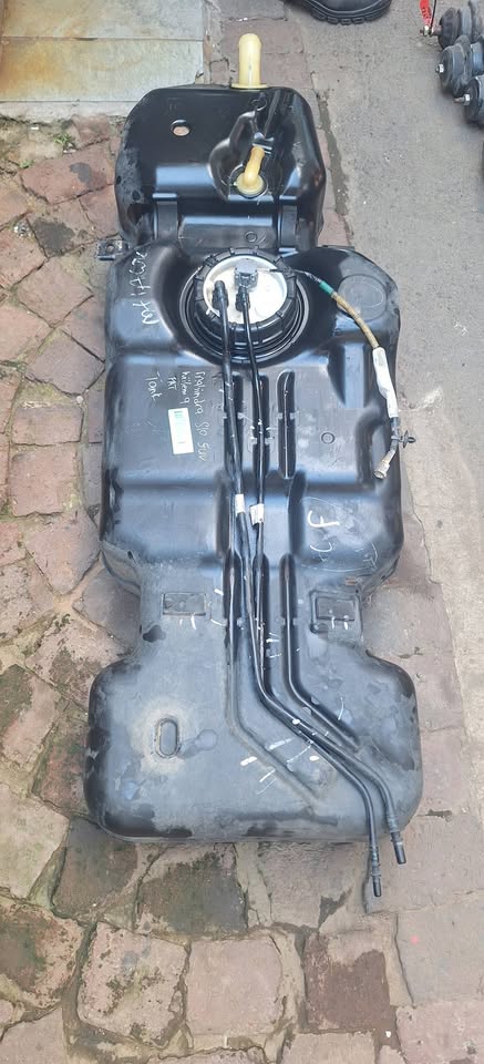 Mahindra scorpio S10 fuel tank available - Private Seller Mahindra scorpio S10 fuel tank available - Private Seller