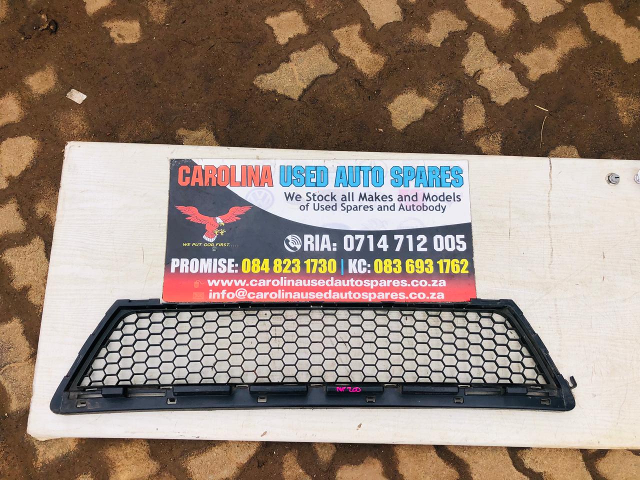 Nissan Np200 and Renault Sandero front bumper grill (2010-2013) - Private Seller Nissan Np200 and Renault Sandero front bumper grill (2010-2013) - Private Seller