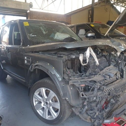 Discovery 4 HSE Stripping for Spares - Private Seller Discovery 4 HSE Stripping for Spares - Private Seller
