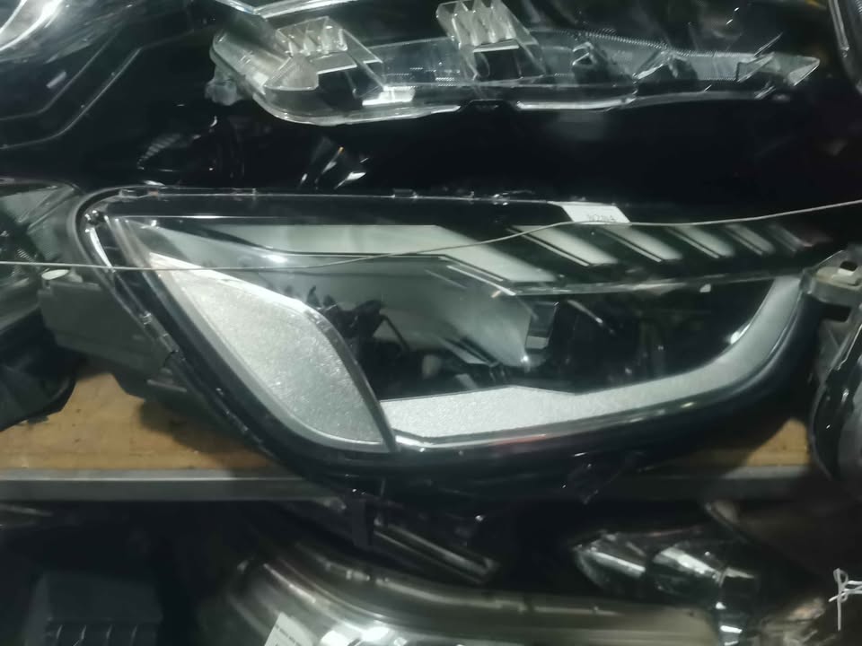 Audi A4 B9 right headlight 2023 - Private Seller Audi A4 B9 right headlight 2023 - Private Seller