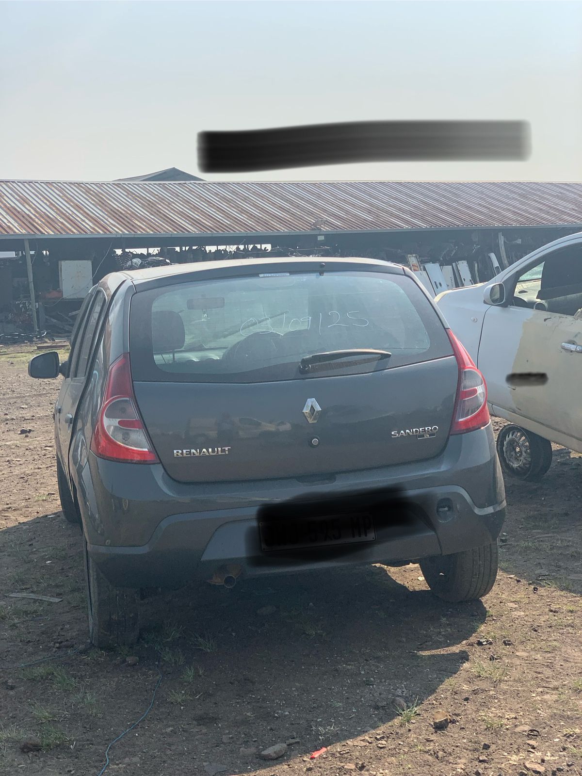 Renault Sandero for stripping - Private Seller Renault Sandero for stripping - Private Seller