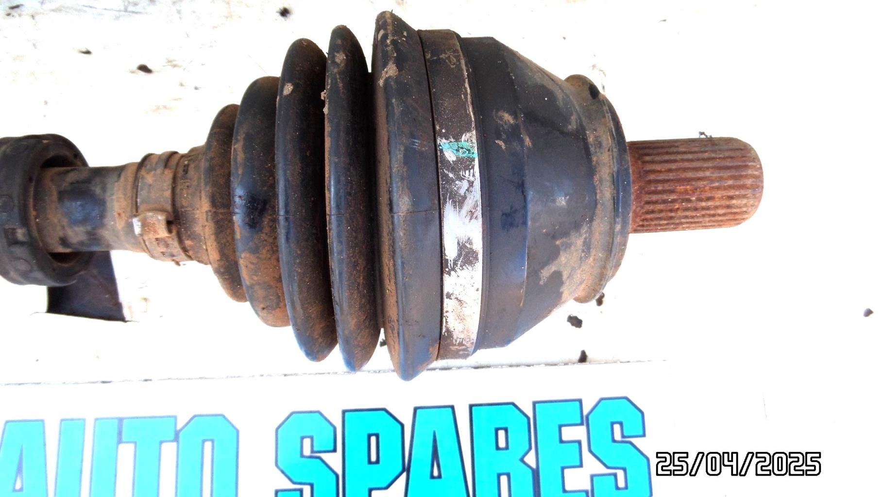 Volvo CX40 left side front shaft - Private Seller Volvo CX40 left side front shaft - Private Seller