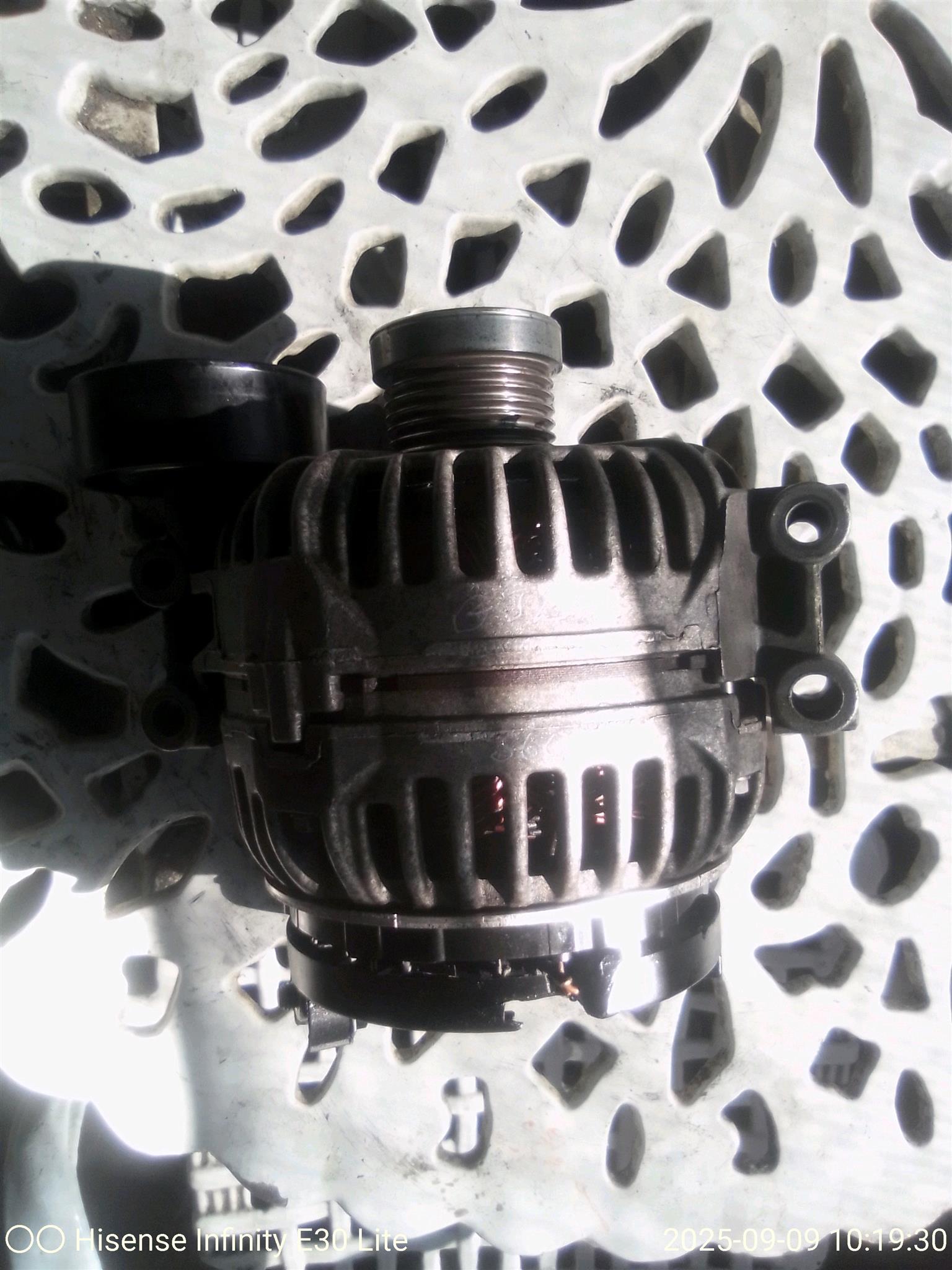ALTERNATOR - Private Seller ALTERNATOR - Private Seller