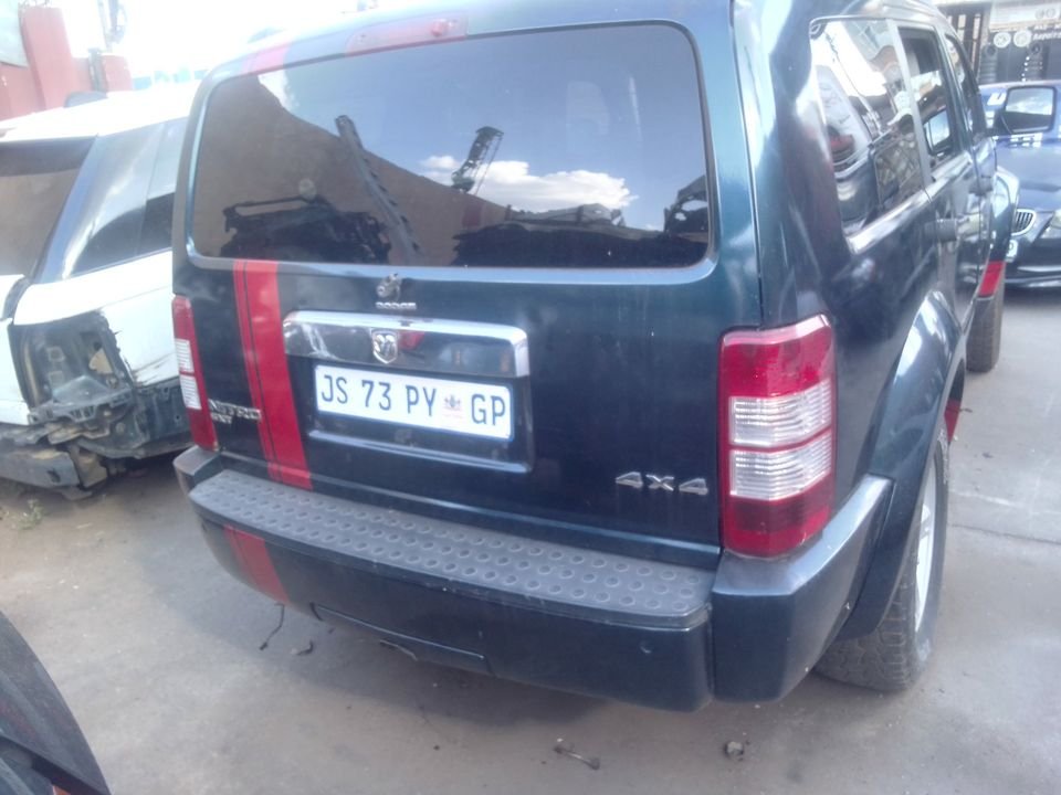 DODGE NITRO SXT 4x4 3.7L 2007 STRIPPING FOR SPARES - Private Seller DODGE NITRO SXT 4x4 3.7L 2007 STRIPPING FOR SPARES - Private Seller
