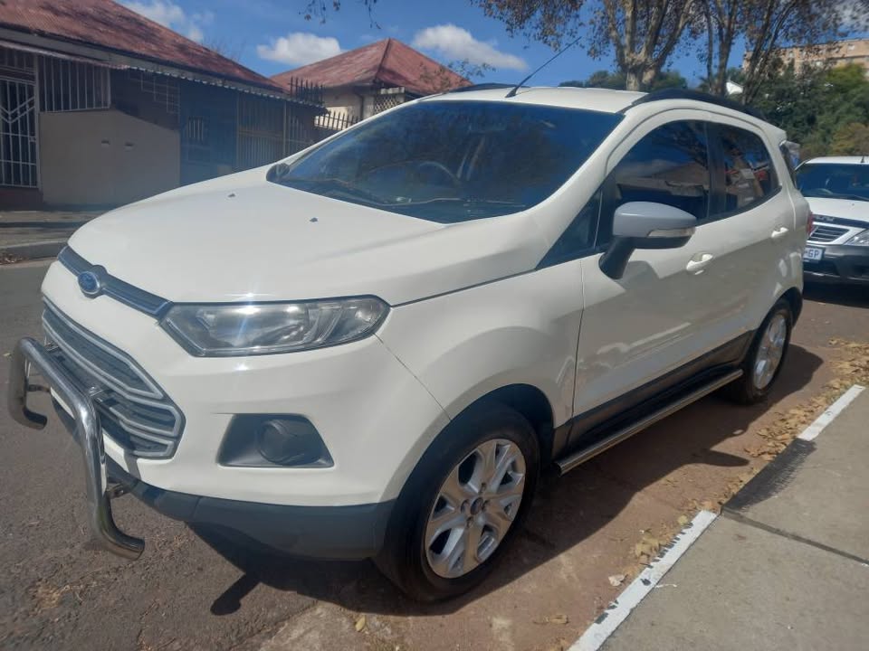 2015 FORD ECOSPORT 1.5 TDCI DIESEL, MANUAL, WHITE, LEATHER SEATS, 91000KMS